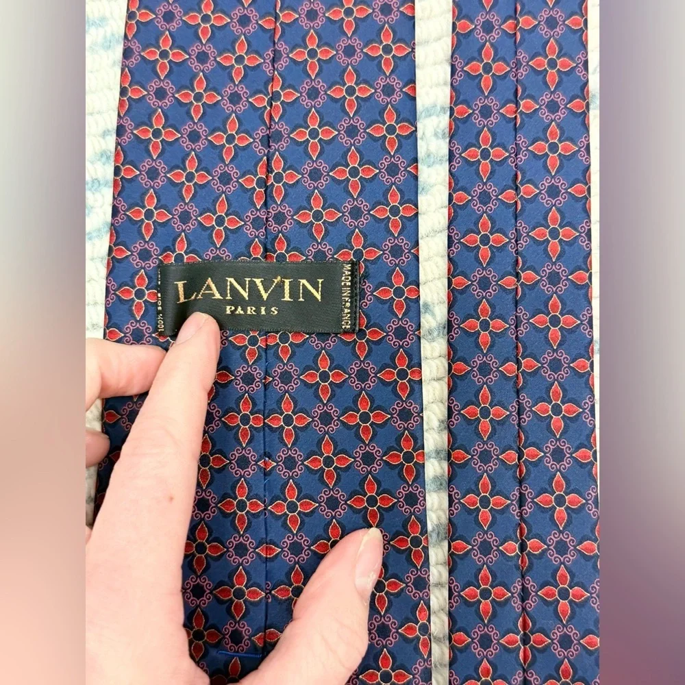 LANVIN Paris Men’s Silk Necktie Navy BlueRed Geometric Floral Pattern France
